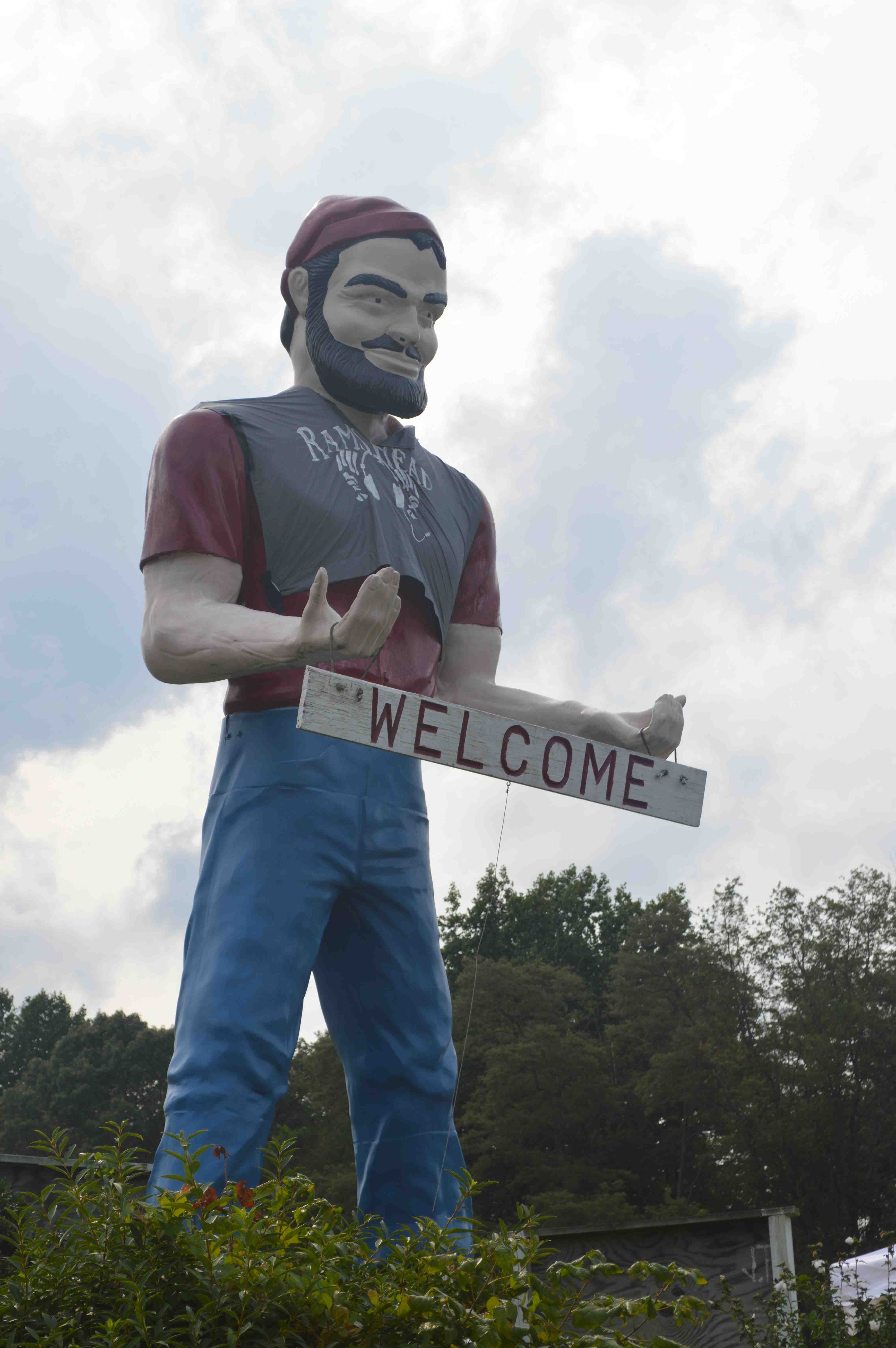 The giant lumberjack that welcomes (or scares away) festival goers